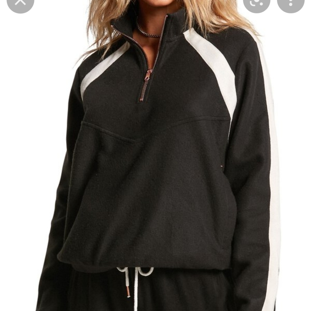 Volcom black half zip sweater size medium black